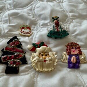 Christmas pins, women's